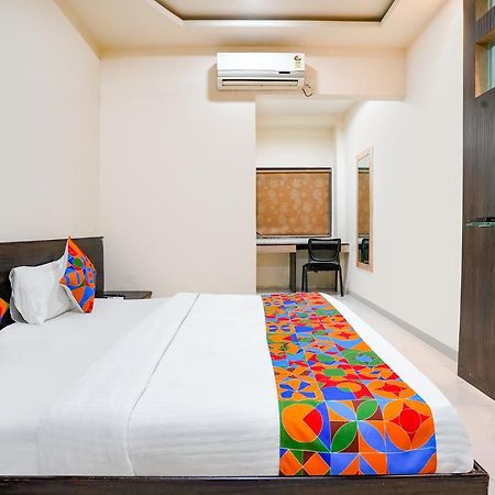 Fabhotel Regent Inn - Nr Skywalk Bridge Pimpri-Chinchwad Exterior foto